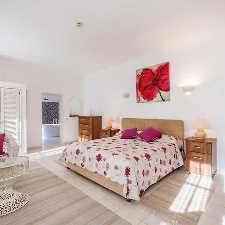 Golf Front Luxury With Heated Pool And Sunset Views Villa *