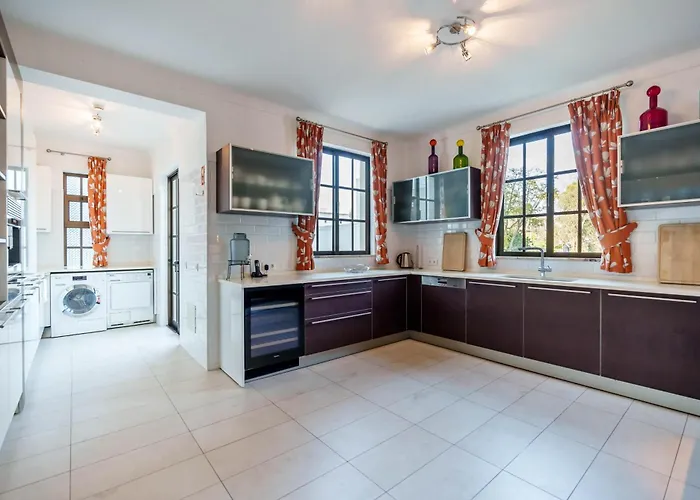 Luxury Penina Golf Villa With Private Pool *