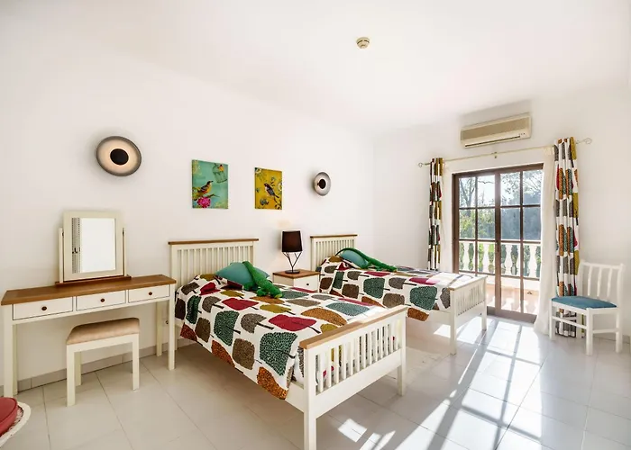 Luxury Penina Golf Villa With Private Pool