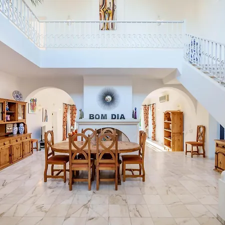 Βίλα Golf Front Luxury With Heated Pool And Sunset Views *